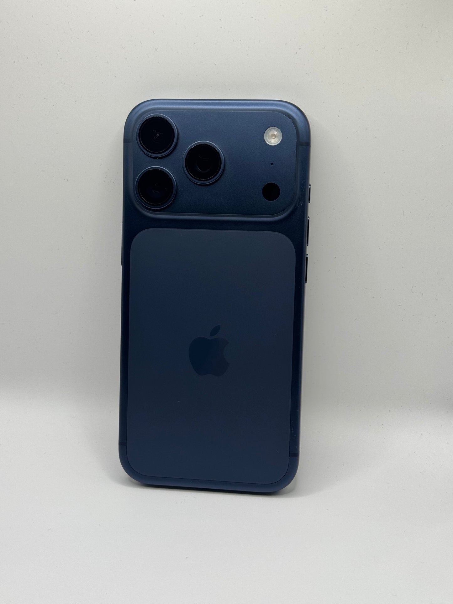 iPhone 17 Pro 256GB (Certificado REVIU)